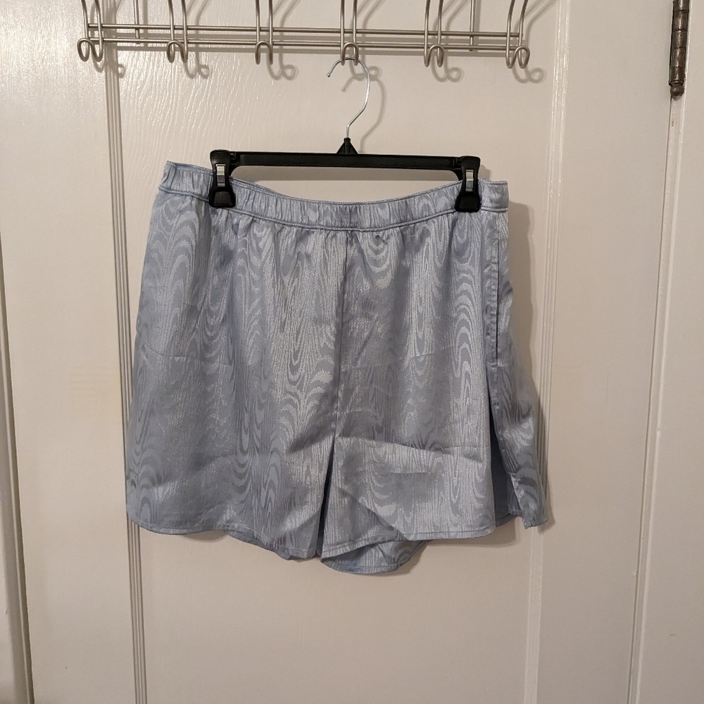Satin Matching Set - Picture 9 of 13